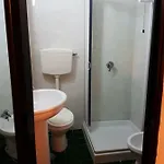 Primavera Hotel 2*